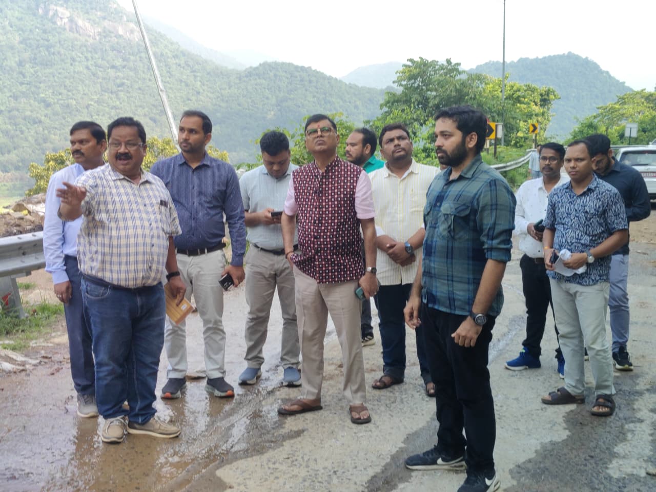 IIT Team to Probe Kalinga Ghat Landslides, Odisha Orders Emergency Road Restoration